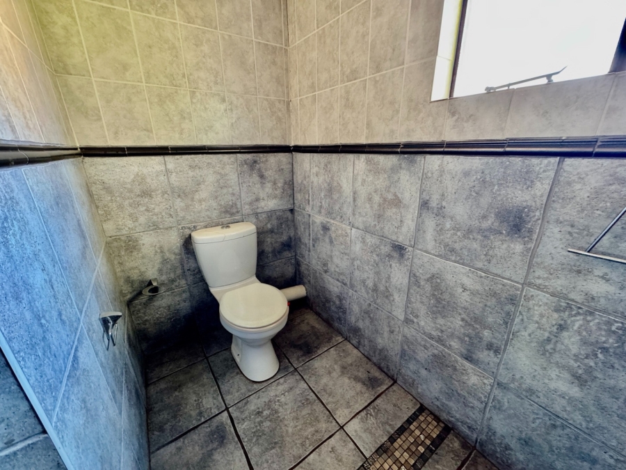 23 Bedroom Property for Sale in Kannoniers Park North West